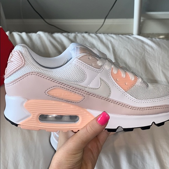 BRAND NEW Nike Air Max!!! - Picture 2 of 4